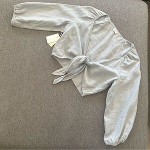NWT Aritzia Wilfred 100% Linen Tenley Long Sleeve Crop Top Small